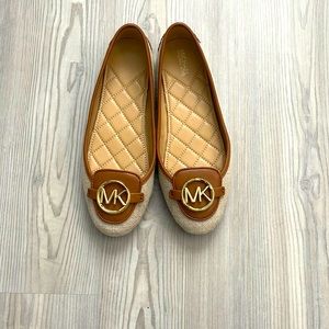 Women’s Shoes